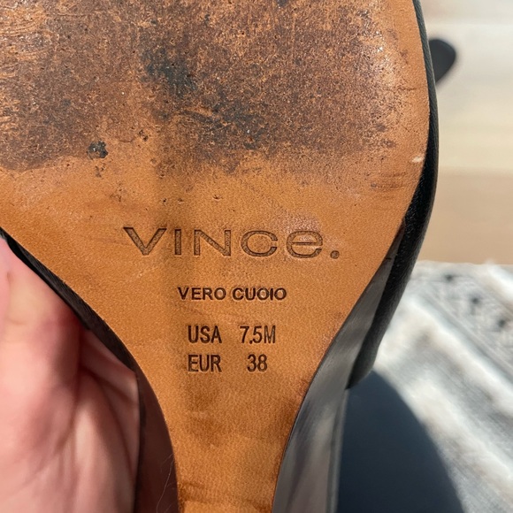 Vince Women’s Heels - Picture 4 of 4
